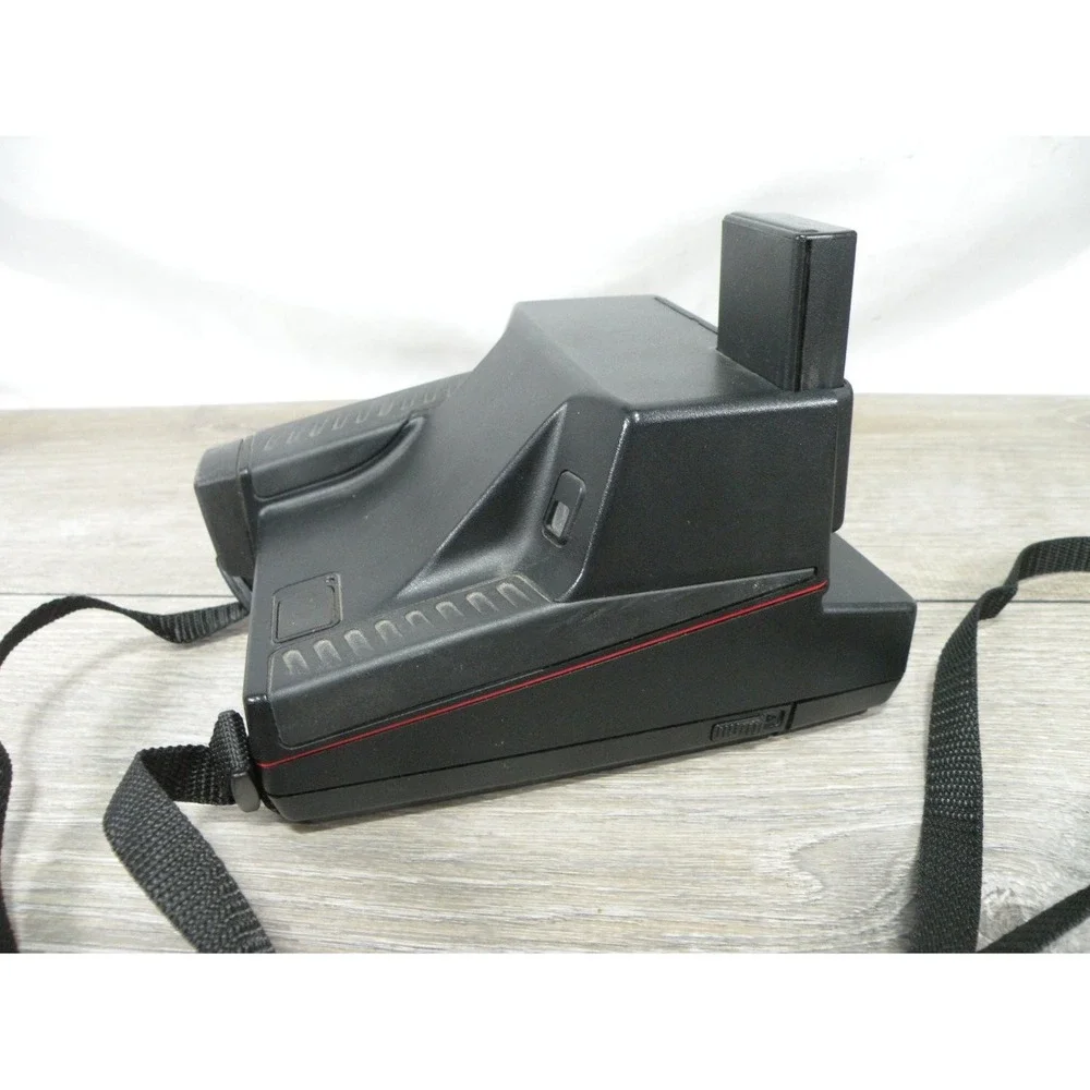Polaroid Impulse SE 600 Instant Film Camera Black w/ Neck Strap Built-in flash